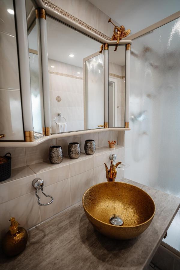 Timeout Royal Apartment Ellar Luaran gambar