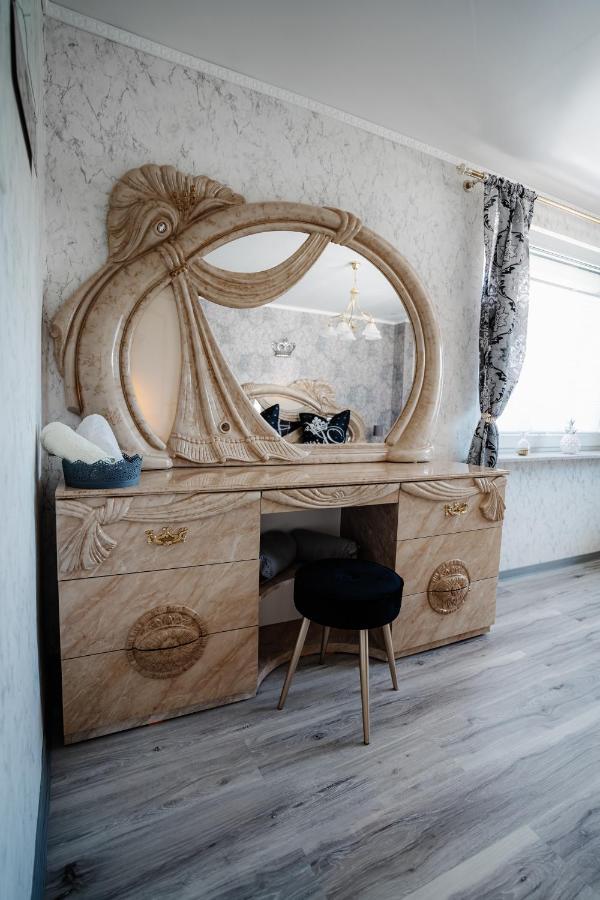 Timeout Royal Apartment Ellar Luaran gambar