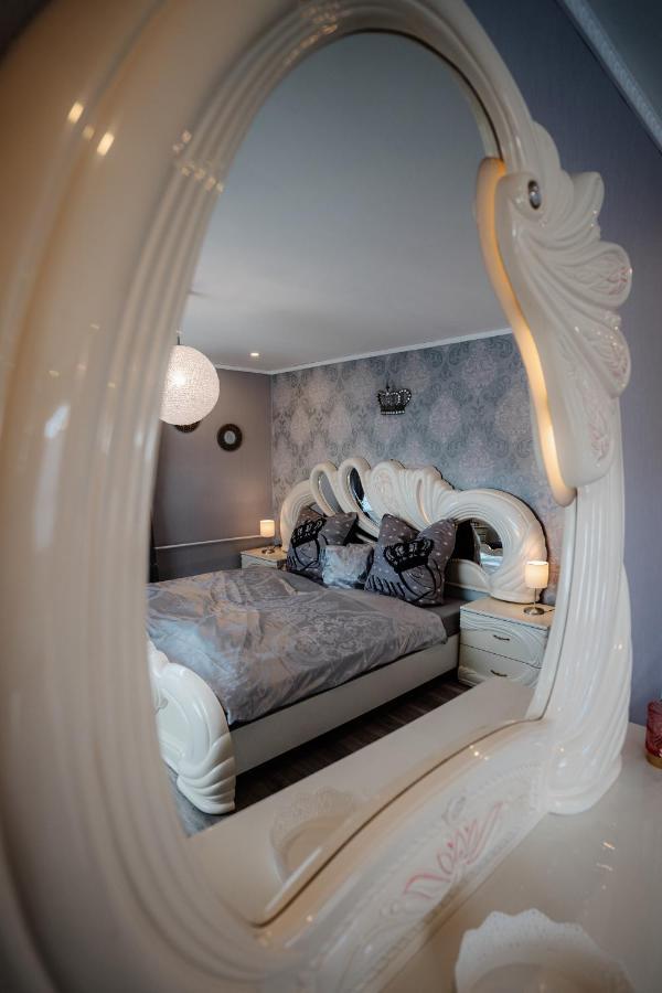Timeout Royal Apartment Ellar Luaran gambar